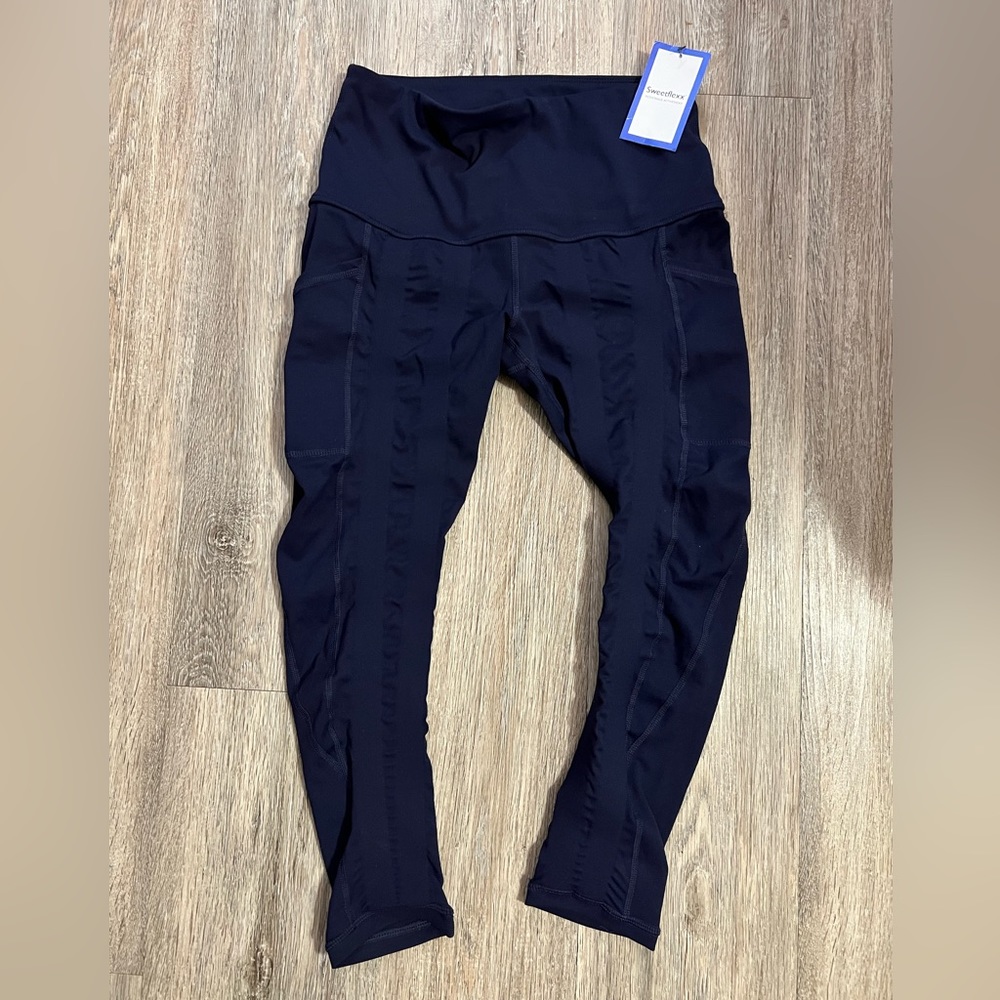 NWT Sweetflexx Navy Leggings